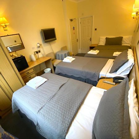 The Brompton Hotel London Exterior photo