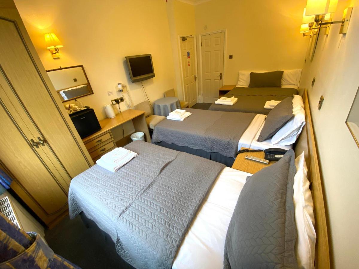 The Brompton Hotel London Exterior photo